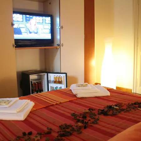 Stefano Tatil Evi *